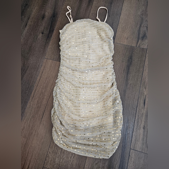 Superdown Sparkling Gold Mini Dress - Picture 4 of 9